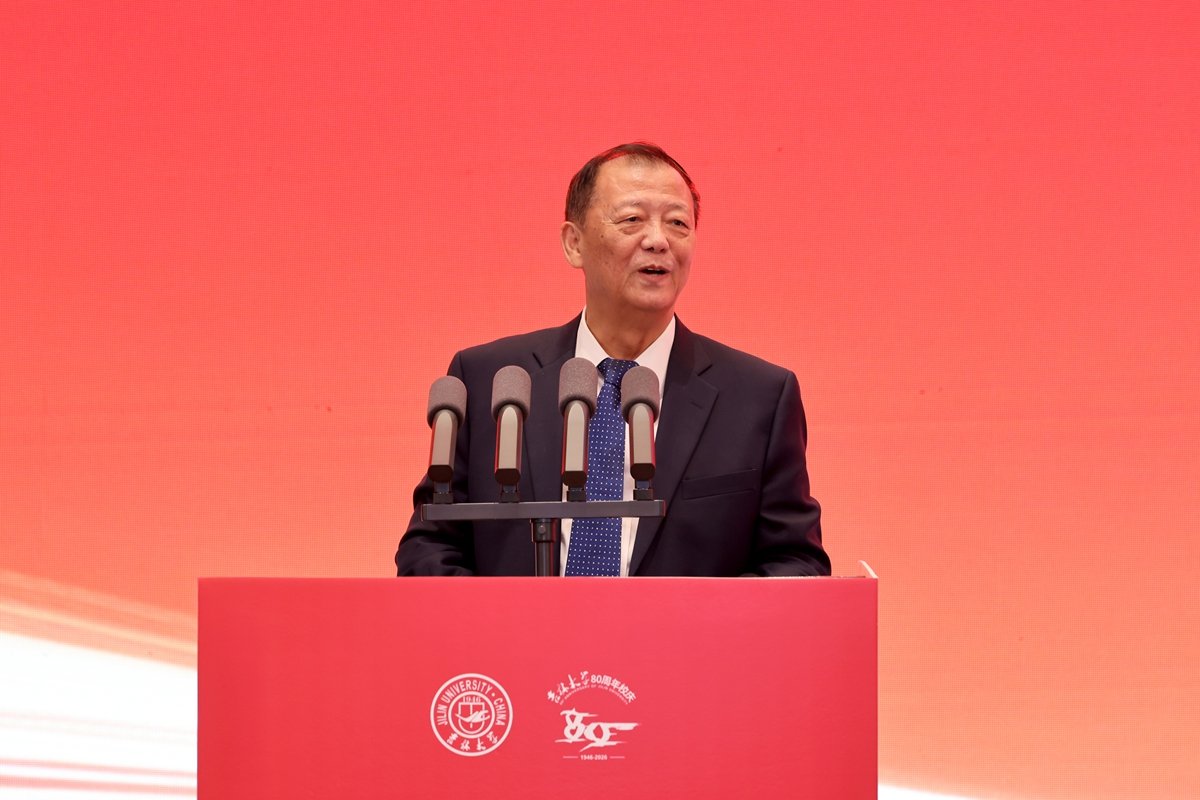 吉林省人民政府副秘书长马宏山